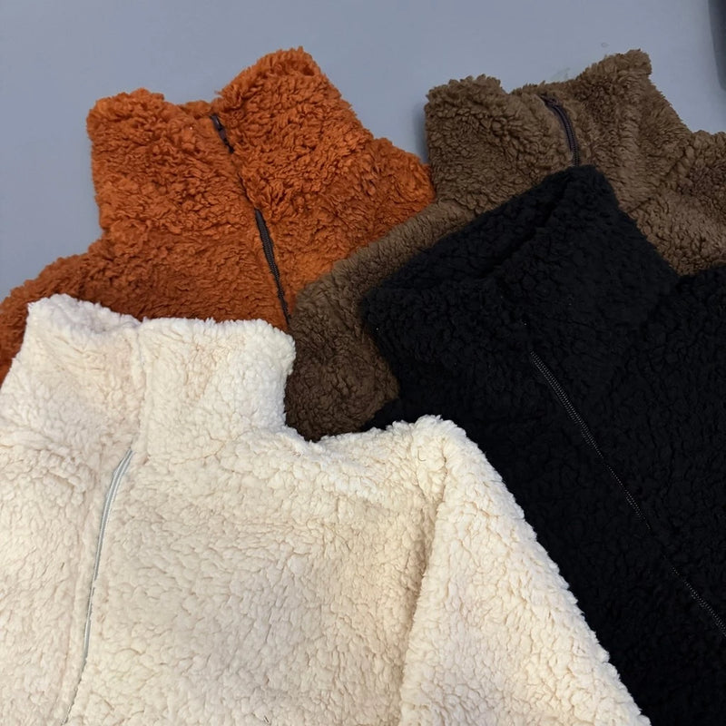 Casaco Feminino Teddy Blusa de Frio Gola Alta de Pelinho Peludo Sem Capuz Aesthetic Blogueira Gringa